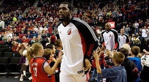 Greg Oden has been in and out of the Portland lineup this season because of an unsteady knee. (GETTY IMAGES)