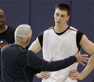 Indiana Pacers coach Jim O'Brien has nothing but great things to say about first-round pick Tyler Hansbrough. 