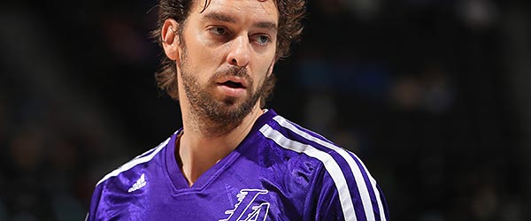 Pau Gasol plans to donate money to typhoon victims in the Philippines. (GETTY IMAGES)