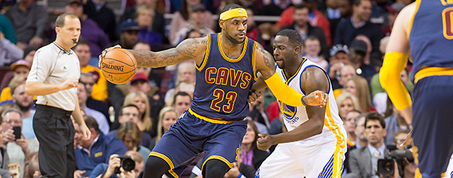 The Golden State Warriors will throw different defenders at LeBron James, including Draymond Green. (GETTY IMAGES)