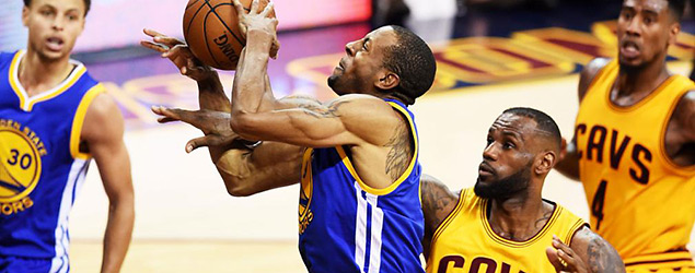 Andre Iguodala gave Golden State a big boost in Game 4 of NBA Finals. (GETTY IMAGES)